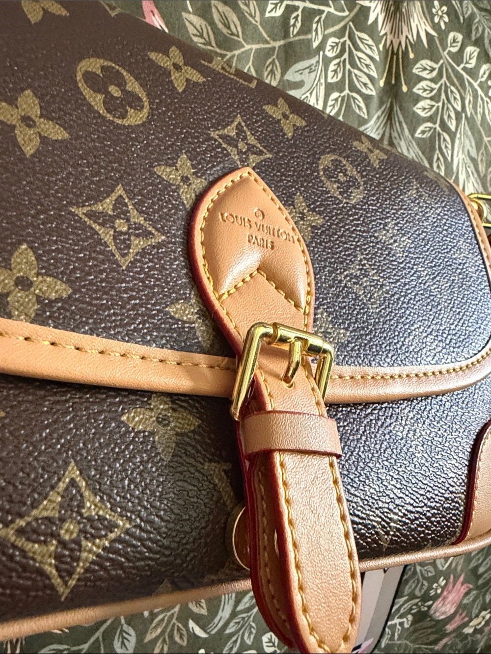Designer Inspired Diane Bag - Picture 10 of 12